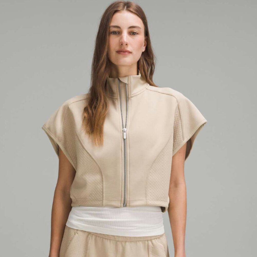XL Lululemon Embossed Panel Full Zip- Color Trench